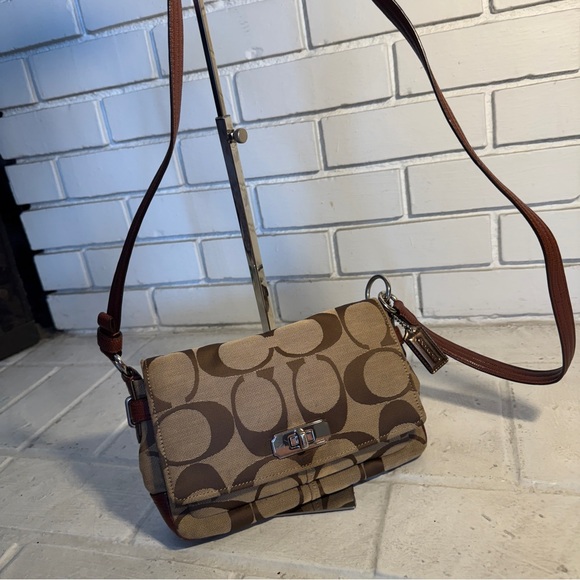 Coach Handbags - Coach Chelsea Signature Flap #F17798